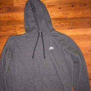 Nike men’s hoodie
